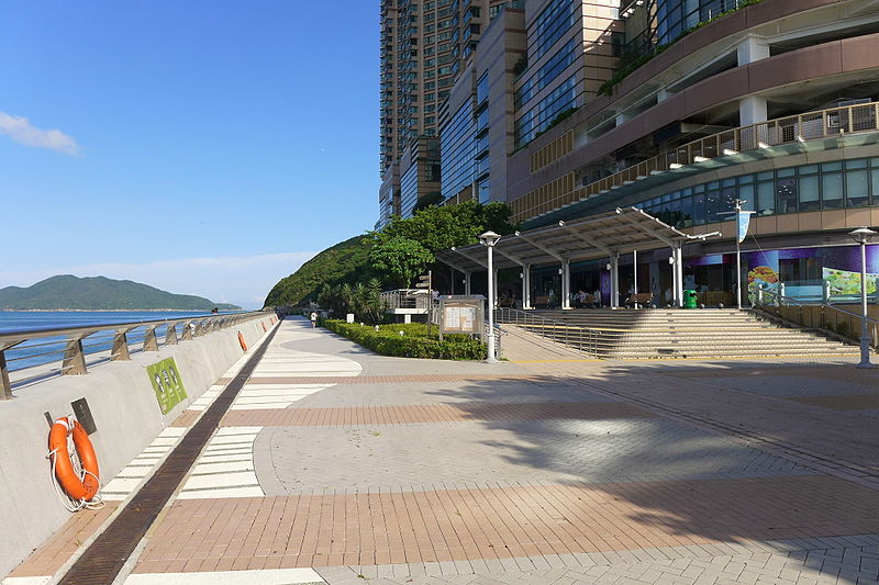 File:Siu Sai Wan Promenade 201506.jpg