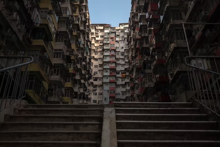 The Effects of Mainlanders on Hong Kong’s Housing Crisis