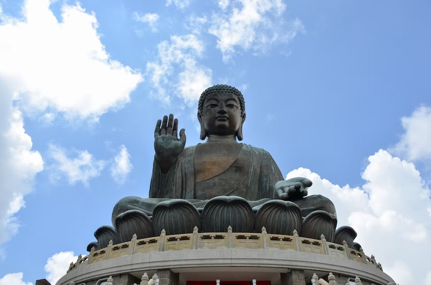 The Tian Tan Buddha